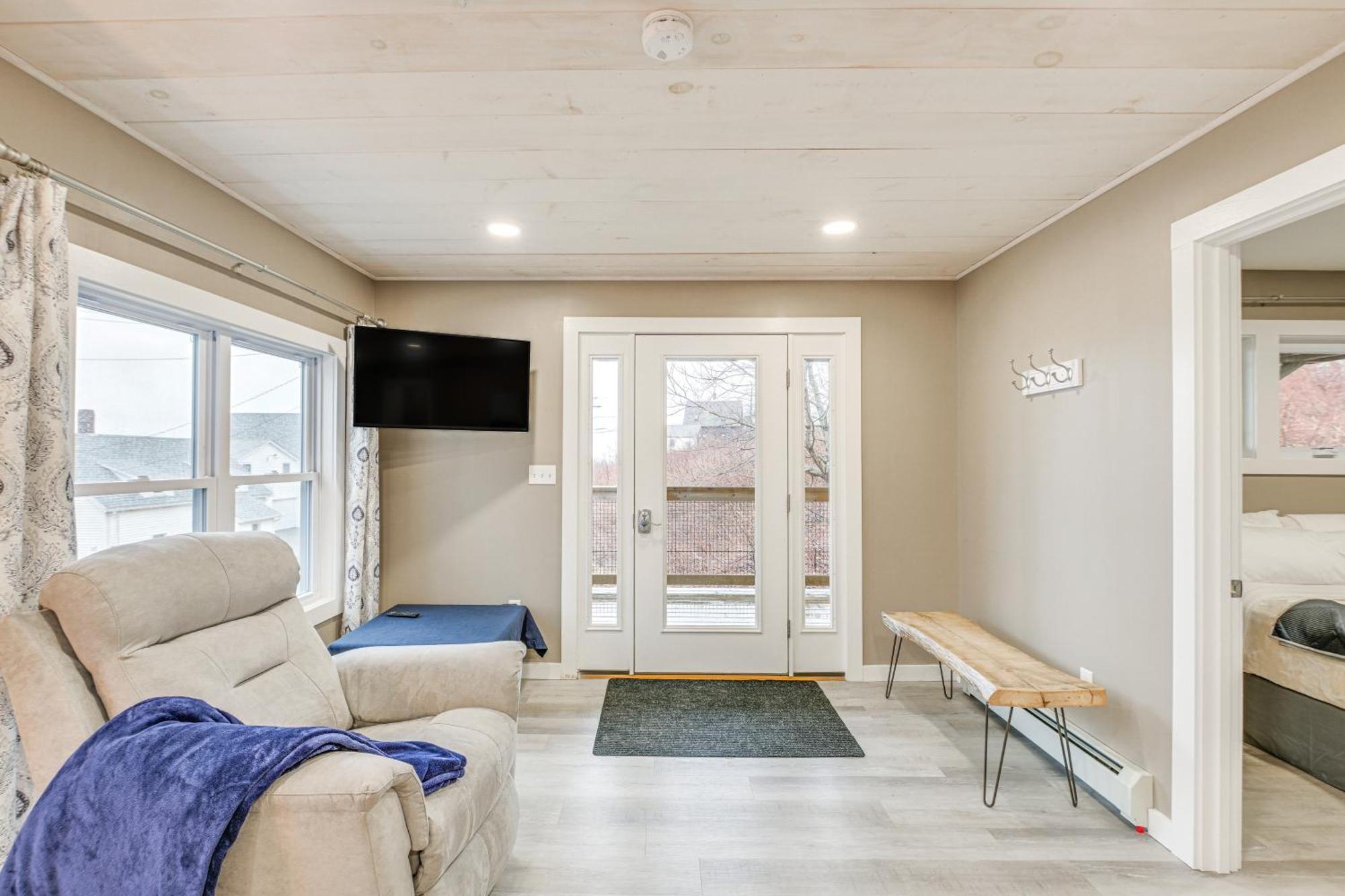 Cozy Maine Getaway Covered Deck, Walk To Beach! Lubec Exterior foto