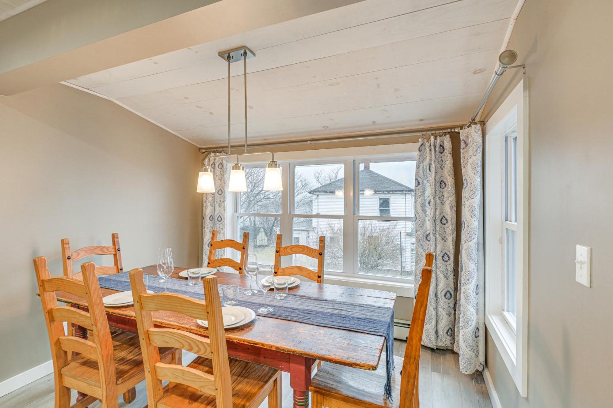 Cozy Maine Getaway Covered Deck, Walk To Beach! Lubec Exterior foto